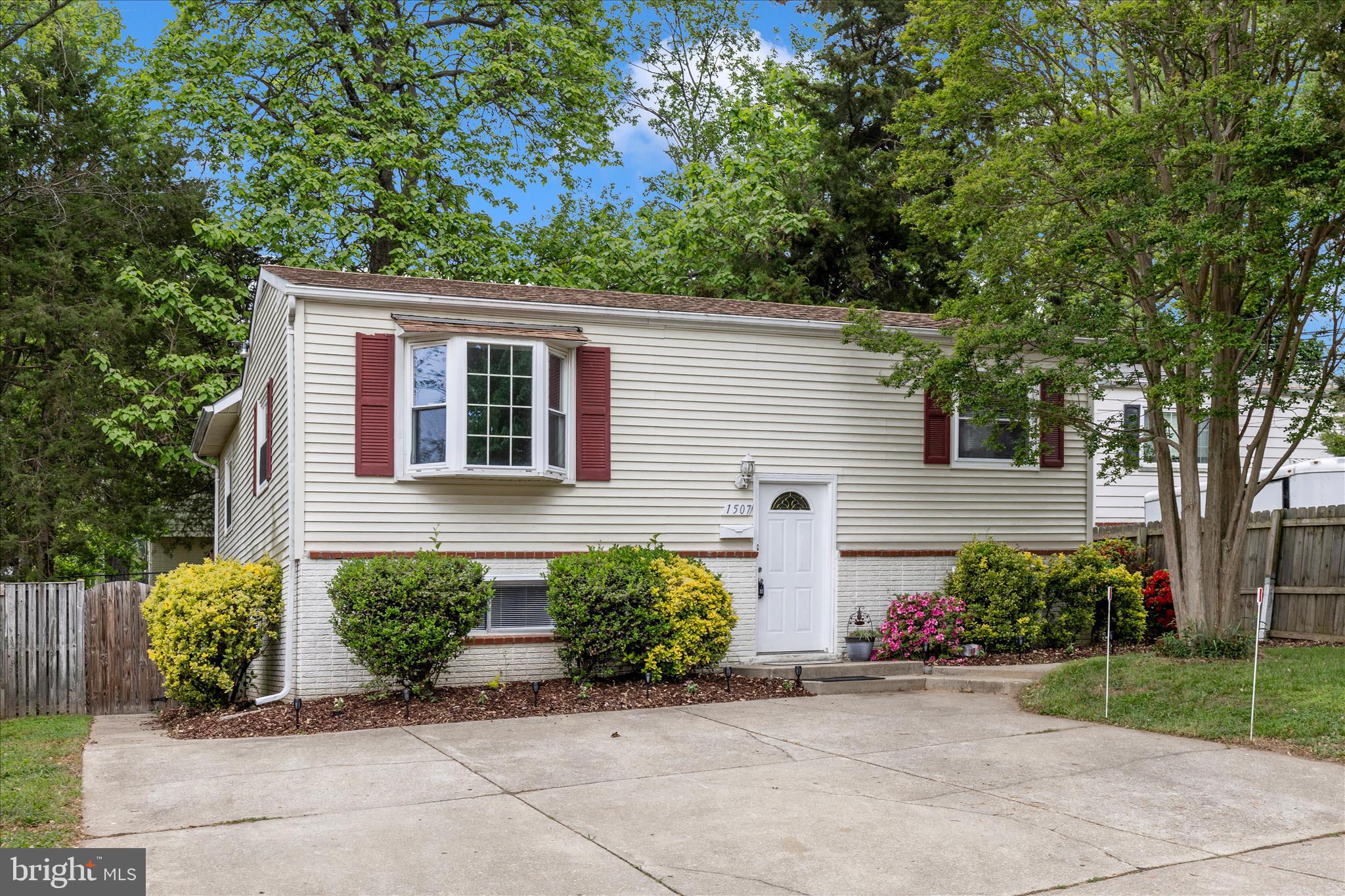 1507 Jasper Street Silver Spring, MD 20902 - Photo 37 of 50 043A2093