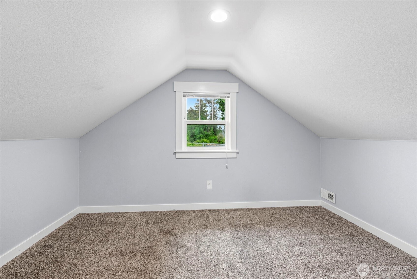 8203 Willow Grove Road Longview, WA 98632 - Photo 11 of 31