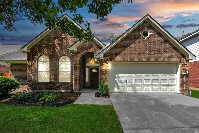 $2,200 | 19123 Center Park Drive, Spring, TX 77373