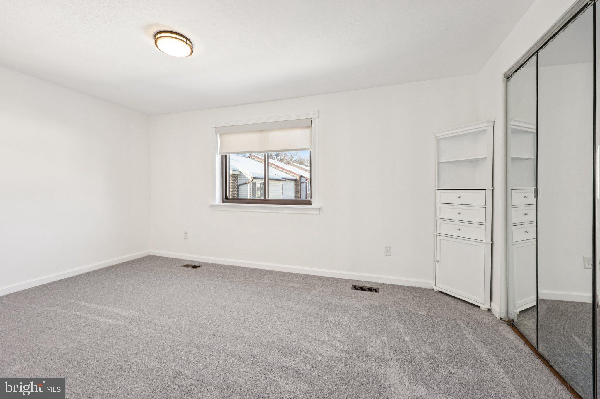 502 Giles Place Sterling, VA 20164 - Photo 23 of 43