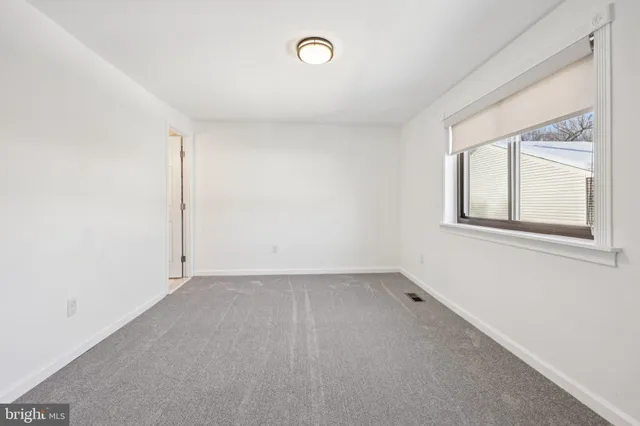 $520,000 | 502 Giles Place, Sterling, VA 20164