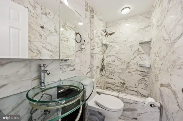 $520,000 | 502 Giles Place, Sterling, VA 20164