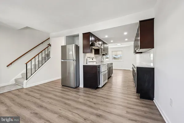 $469,000 | 502 Giles Place, Sterling, VA 20164