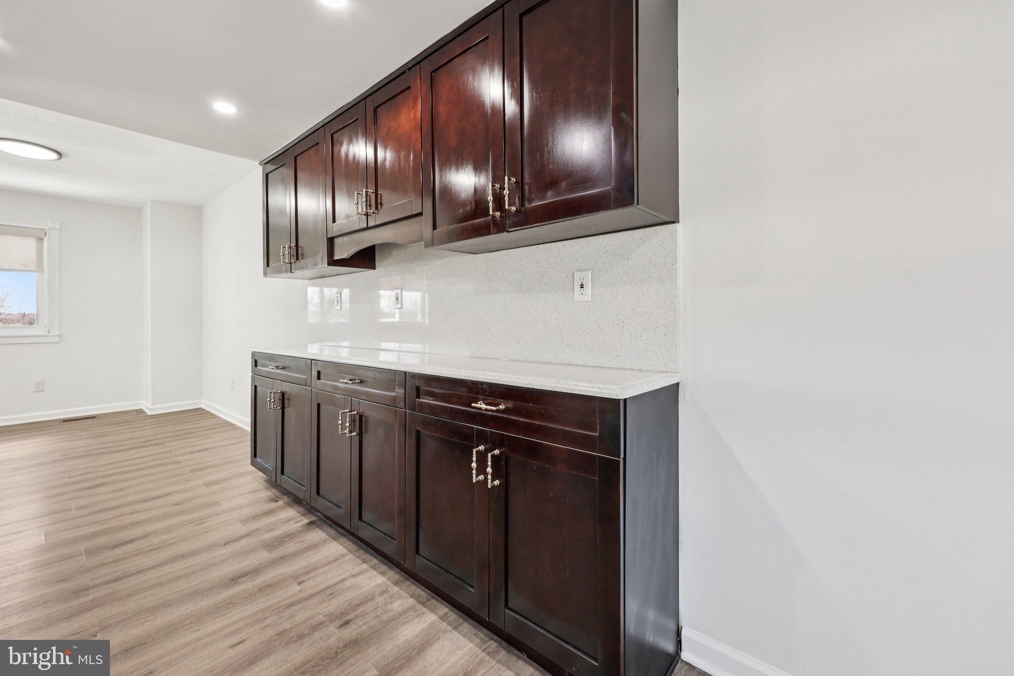 502 Giles Place Sterling, VA 20164 - Photo 8 of 43