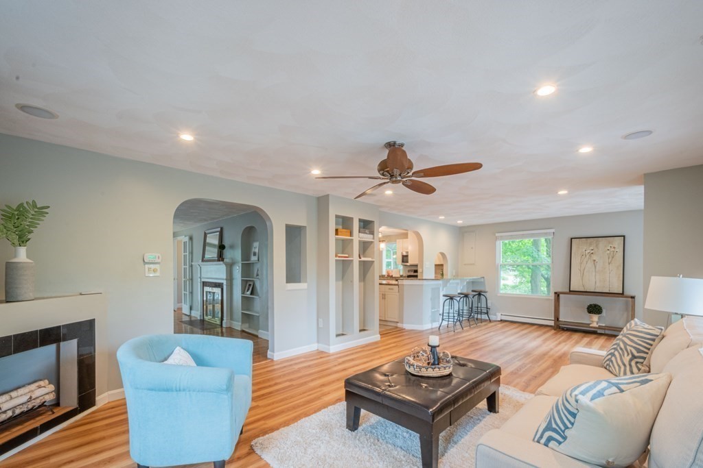 541 Marrett Road Lexington, MA 02421 - Photo 17 of 42