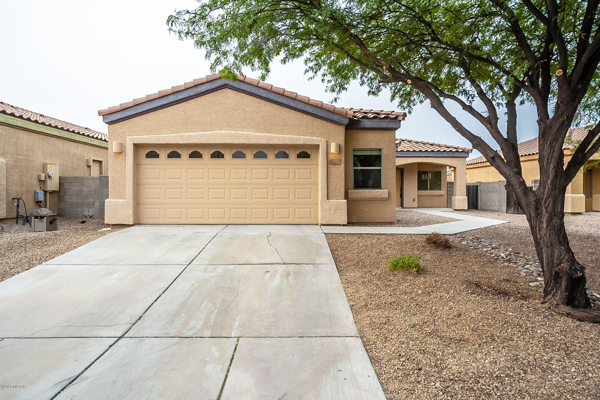 6660 East Gehrig Lane Tucson, AZ 85756 - Photo 2 of 43
