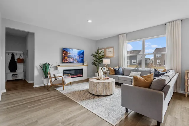 $467,990 | 501 Autumn Moor Trail, Hampshire, IL 60140