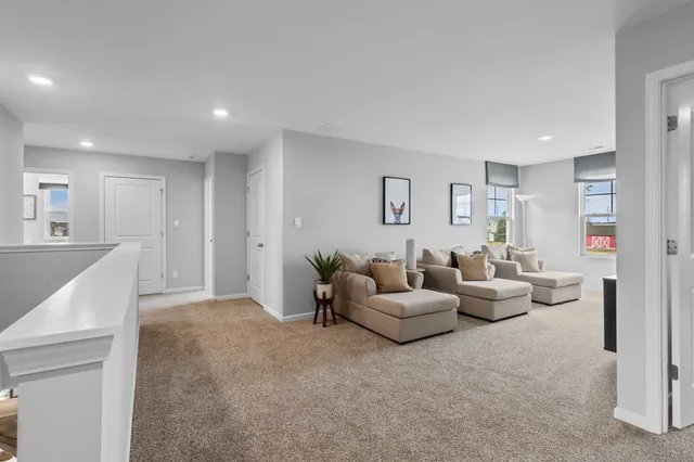 $467,990 | 501 Autumn Moor Trail, Hampshire, IL 60140