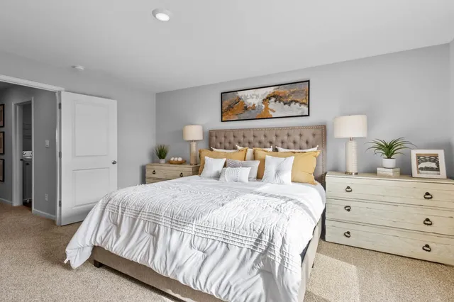 $467,990 | 501 Autumn Moor Trail, Hampshire, IL 60140