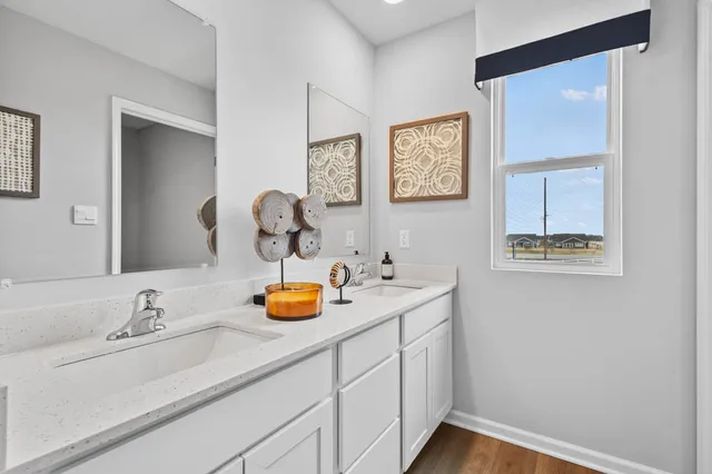 $467,990 | 501 Autumn Moor Trail, Hampshire, IL 60140