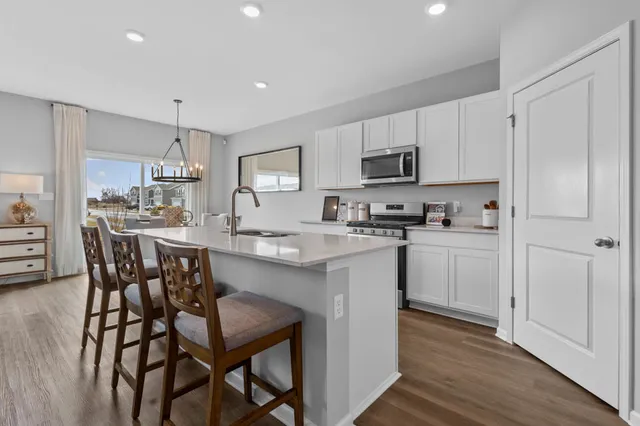 $467,990 | 501 Autumn Moor Trail, Hampshire, IL 60140