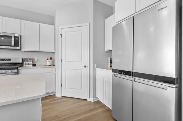 $467,990 | 501 Autumn Moor Trail, Hampshire, IL 60140