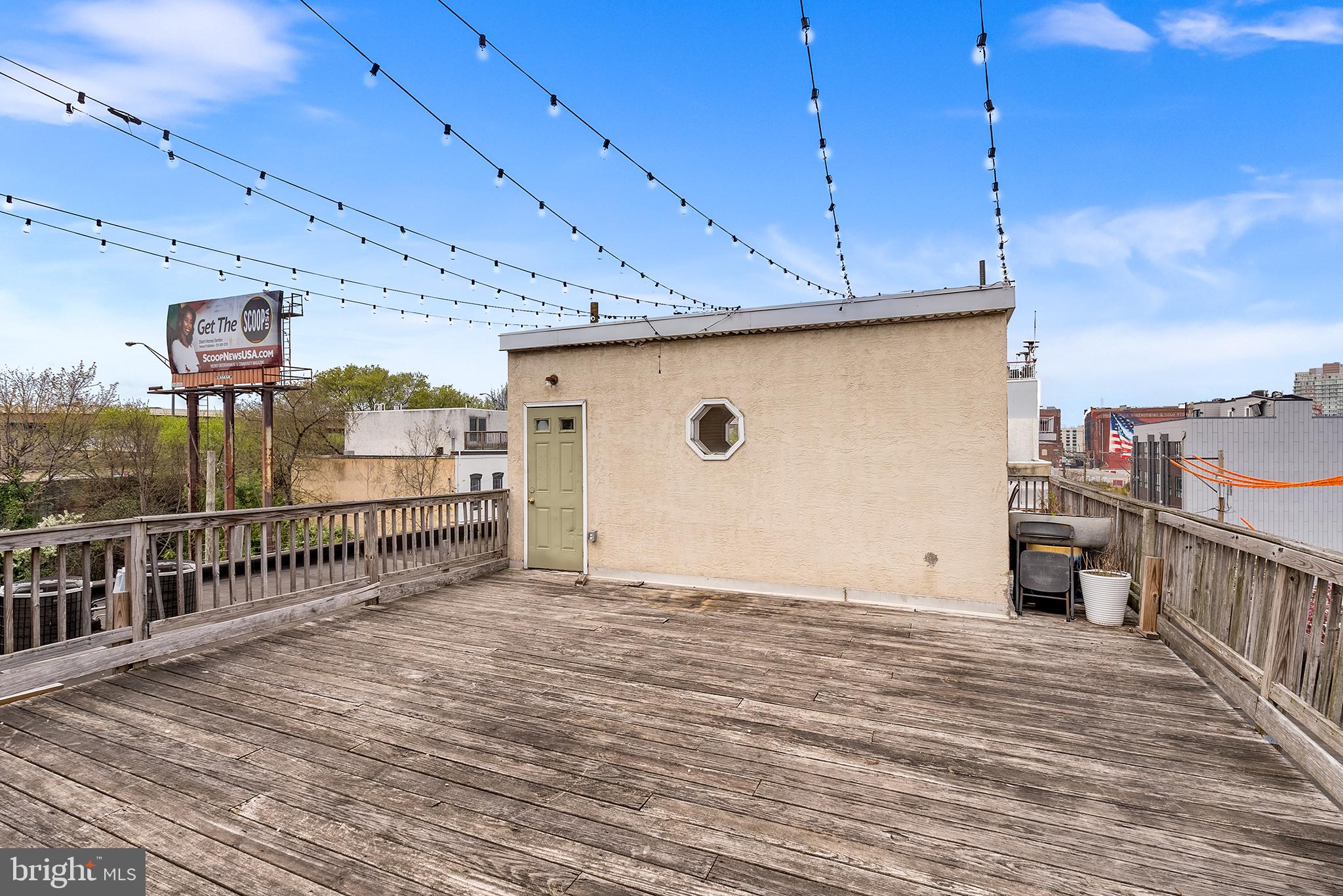 321-23 North Front Street, Unit 6 Philadelphia, PA 19106 - Photo 12 of 16 a view of a terrace