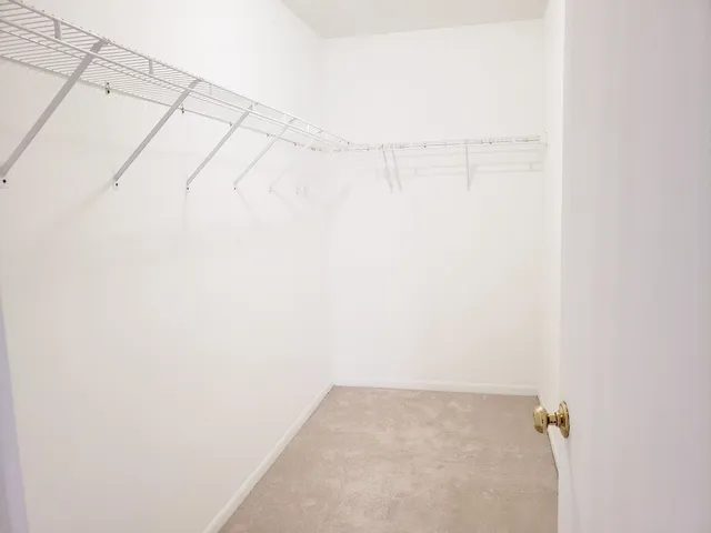 $2,300 | 292 Waterbury Circle, Oswego, IL 60543