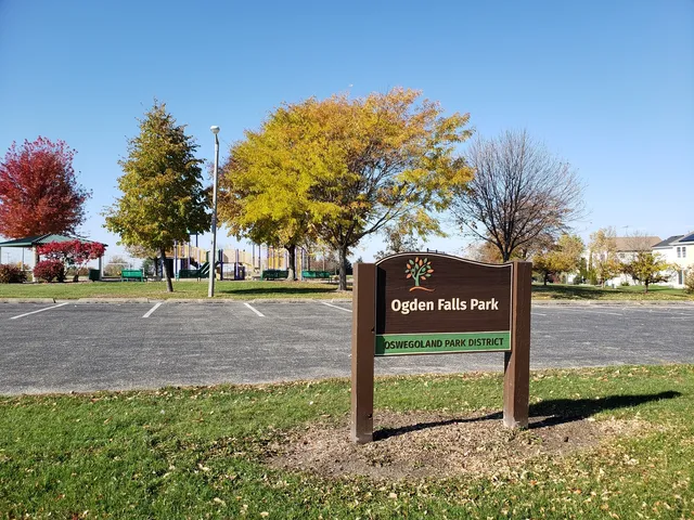 $2,300 | 292 Waterbury Circle, Oswego, IL 60543