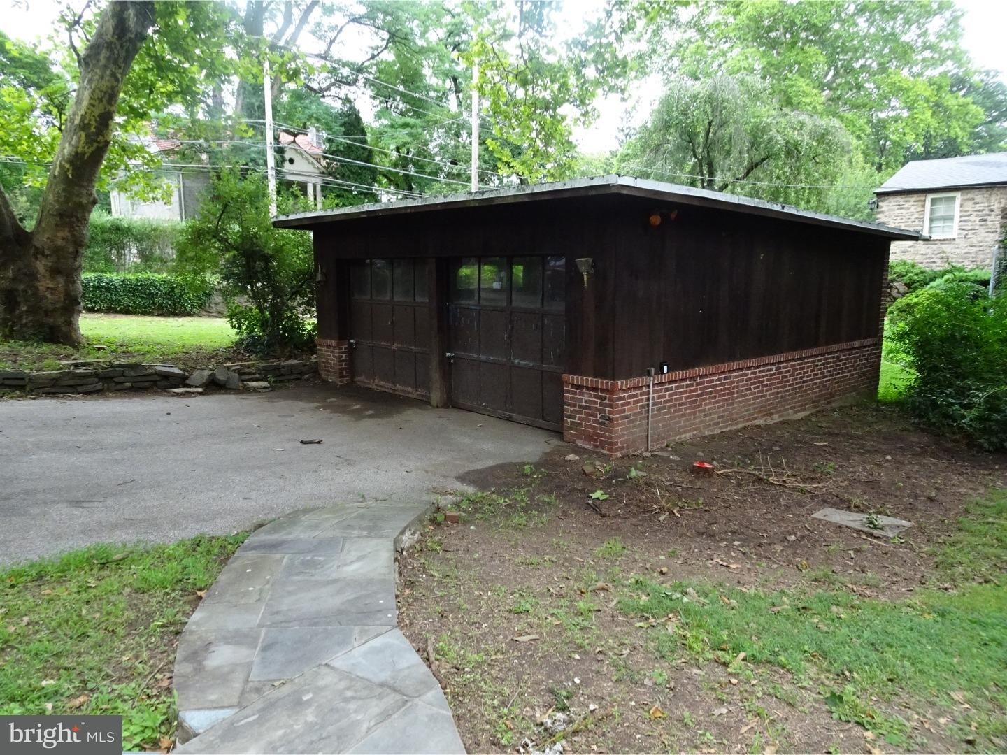 632 Ashbourne Road Cheltenham, PA 19012 - Photo 2 of 25