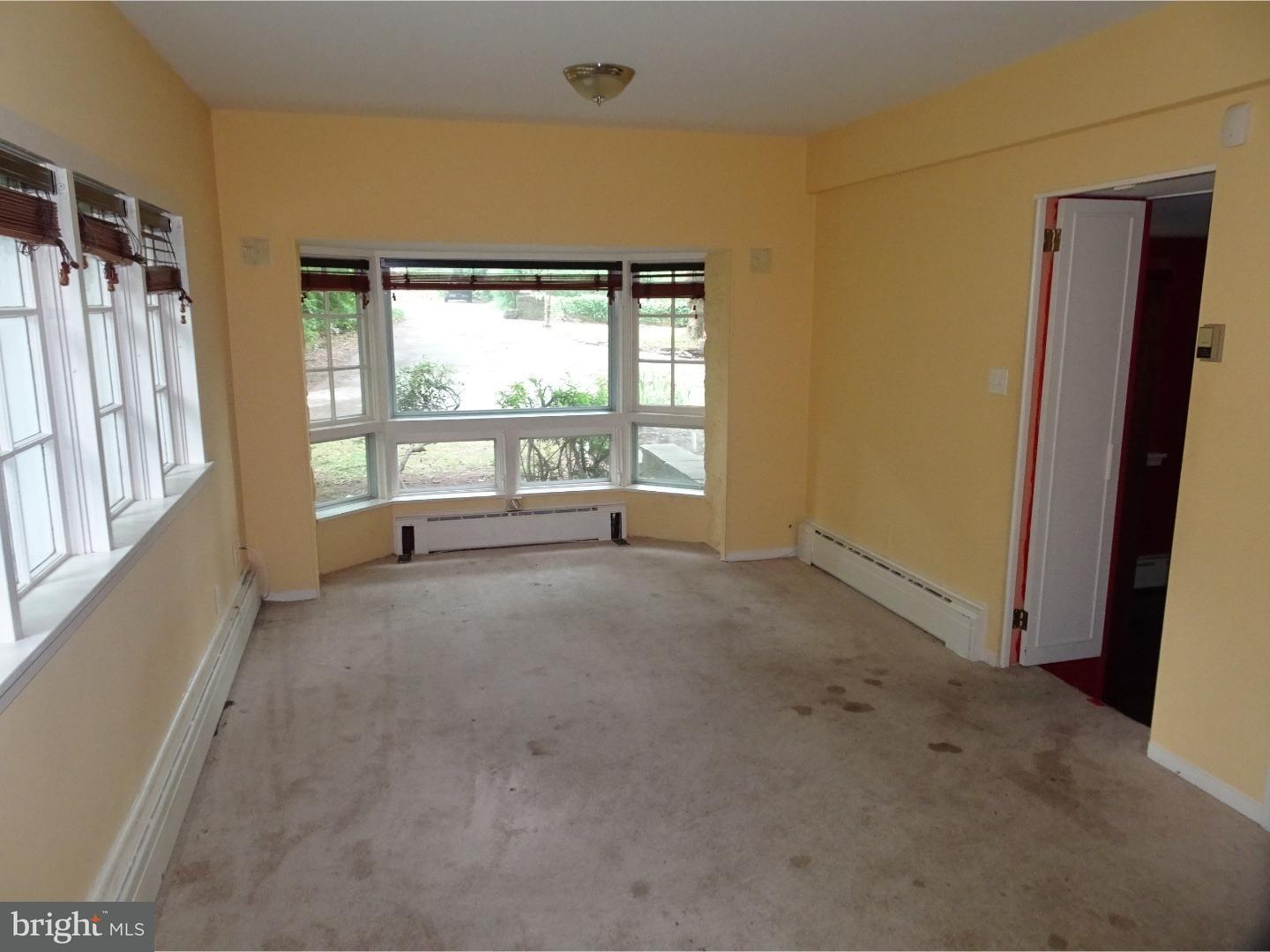 632 Ashbourne Road Cheltenham, PA 19012 - Photo 11 of 25