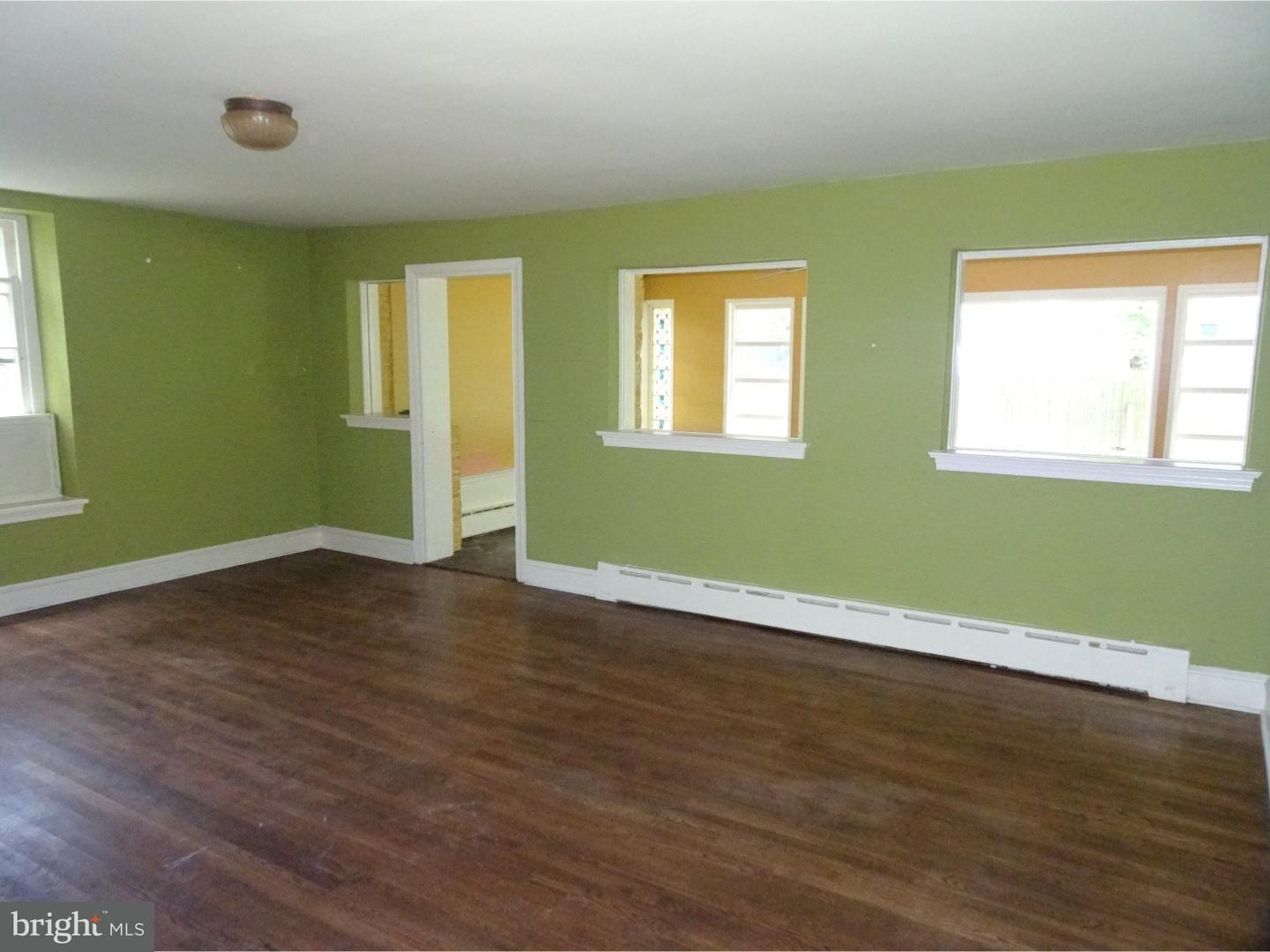 632 Ashbourne Road Cheltenham, PA 19012 - Photo 13 of 25