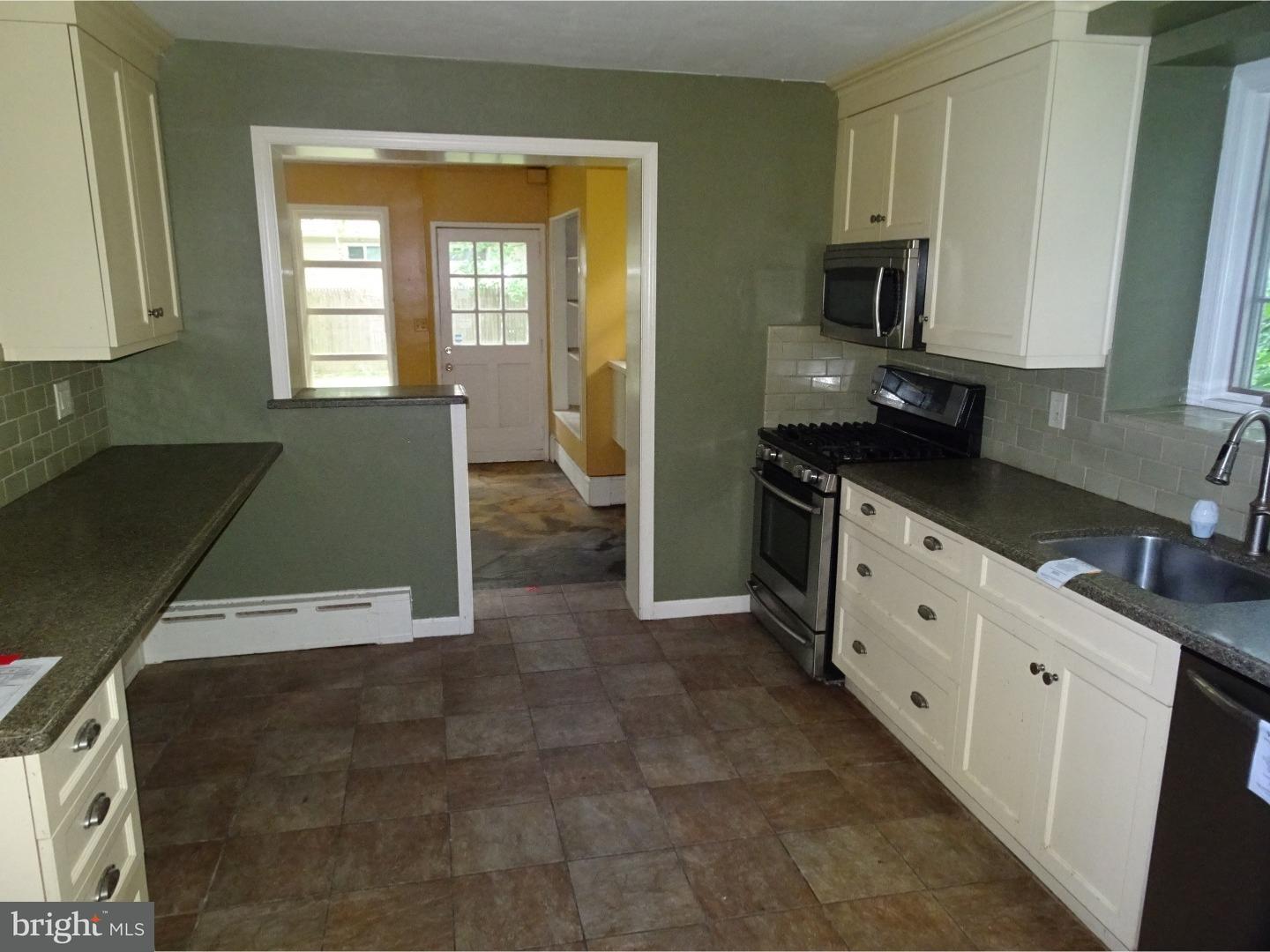 632 Ashbourne Road Cheltenham, PA 19012 - Photo 14 of 25