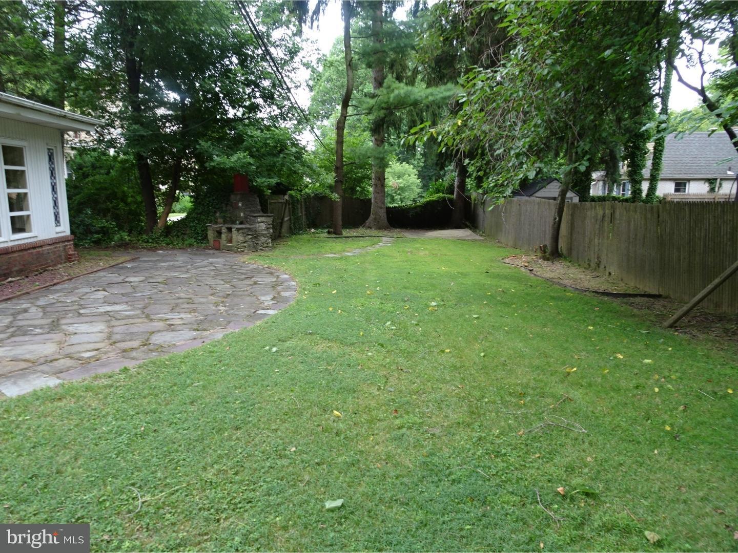 632 Ashbourne Road Cheltenham, PA 19012 - Photo 7 of 25