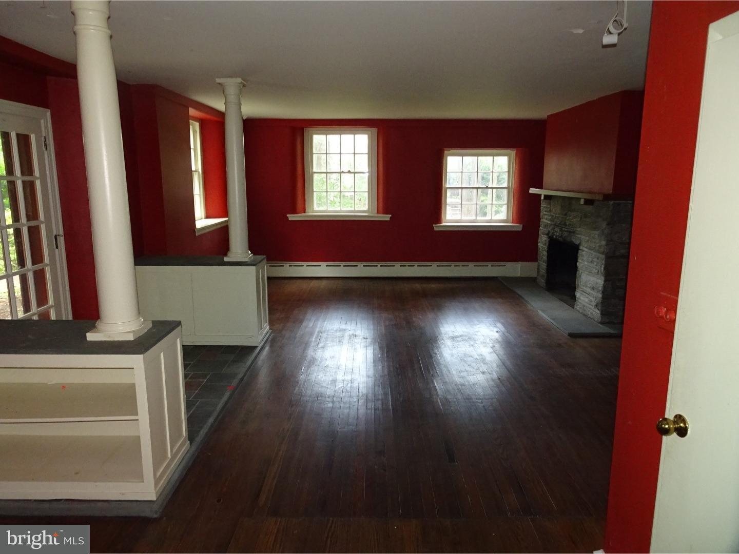 632 Ashbourne Road Cheltenham, PA 19012 - Photo 9 of 25