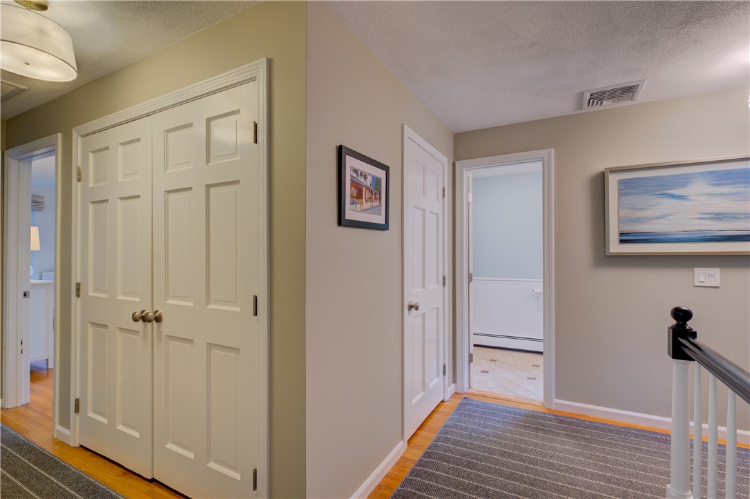 22 Pinetop Road Barrington, RI 02806 - Photo 22 of 40
