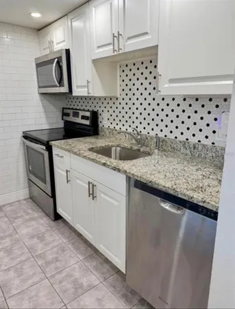 $1,500 | 6312 Newtown Circle, Unit 12C2, Tampa, FL 33615