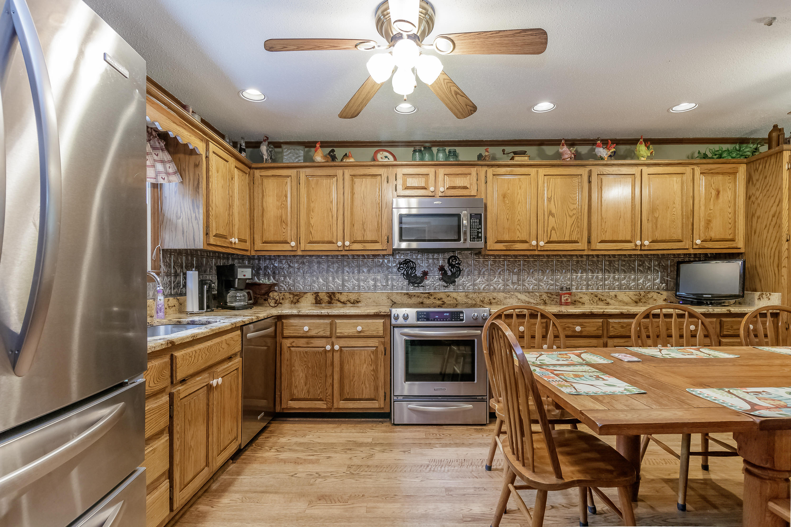 1626 Round Pond Road LaFayette, GA 30728 - Photo 11 of 46 Kitchen