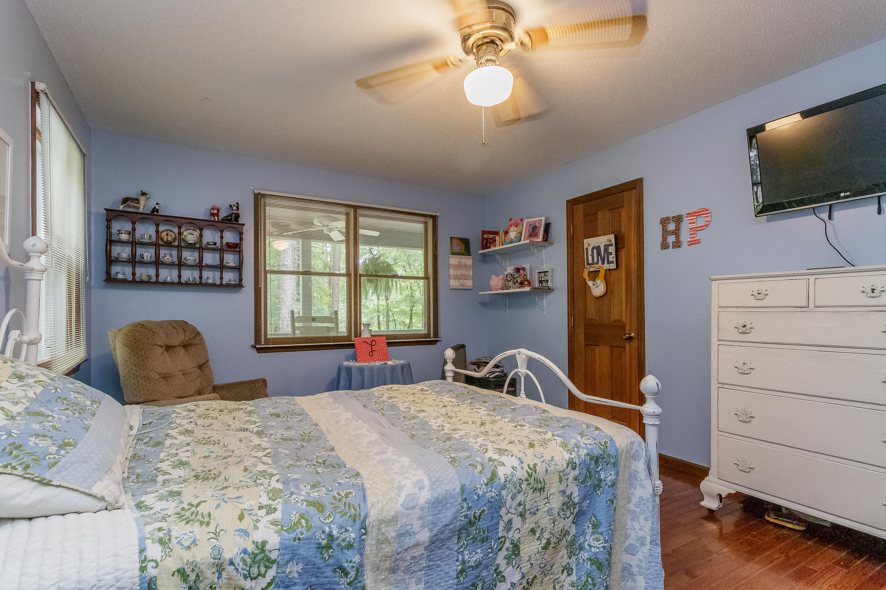 1626 Round Pond Road LaFayette, GA 30728 - Photo 23 of 46 Main Floor Bedroom