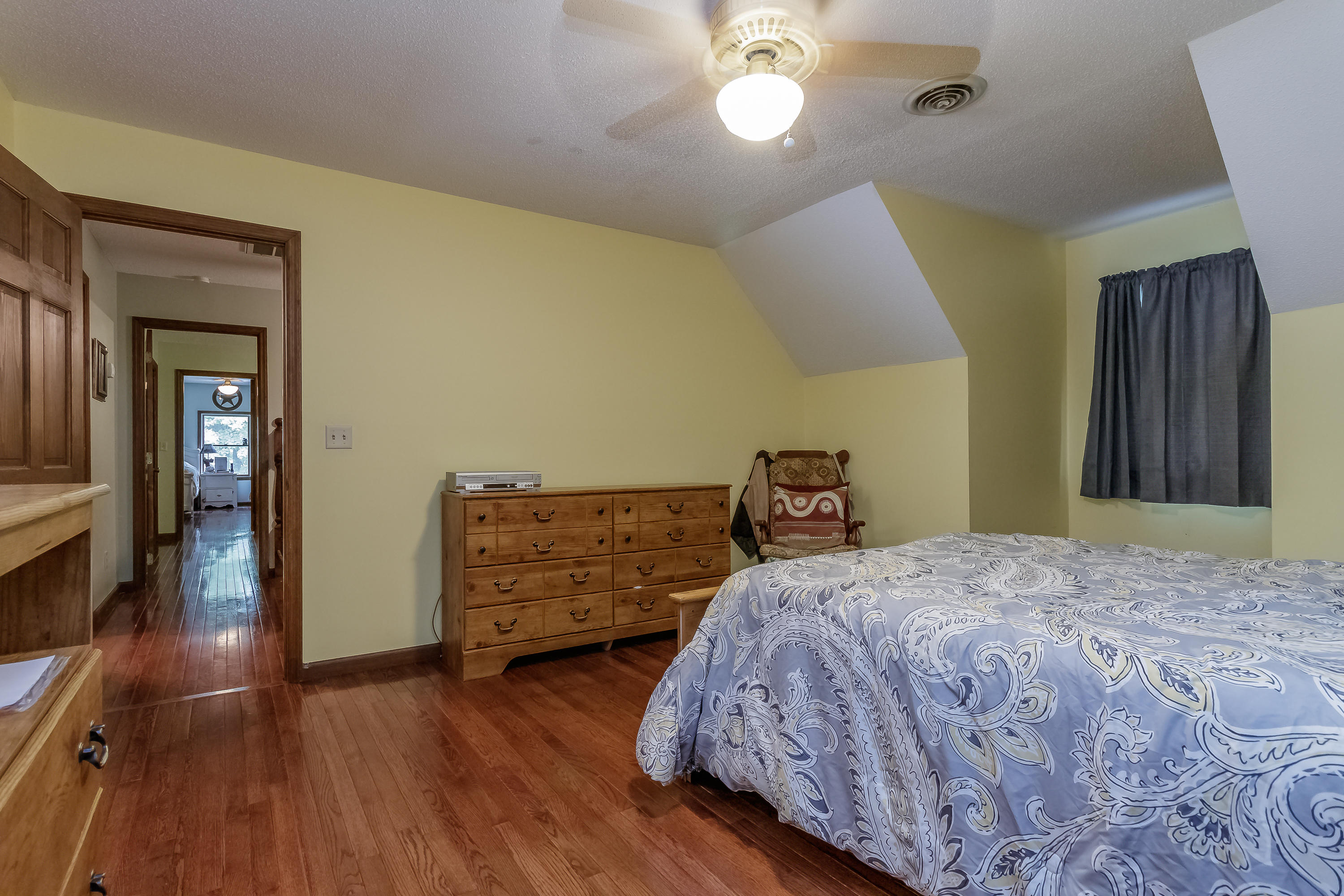1626 Round Pond Road LaFayette, GA 30728 - Photo 28 of 46 Upstairs Bedroom 1