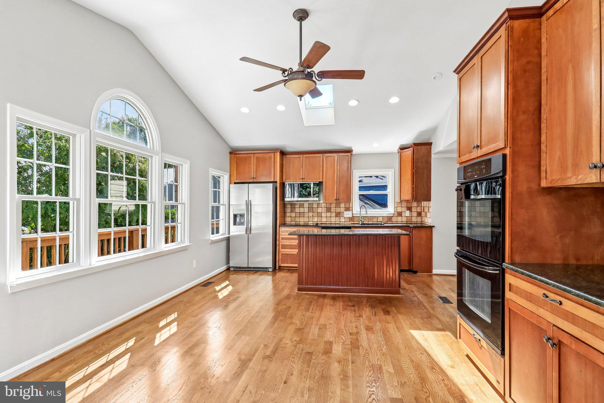 12408 Triple Crown Road Gaithersburg, MD 20878 - Photo 25 of 87 Gallery Image 25