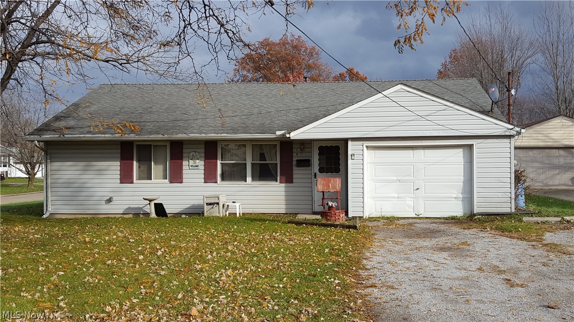 697 Abbe Road North Elyria, OH 44035 - Photo 1 of 4 Gallery Image 1