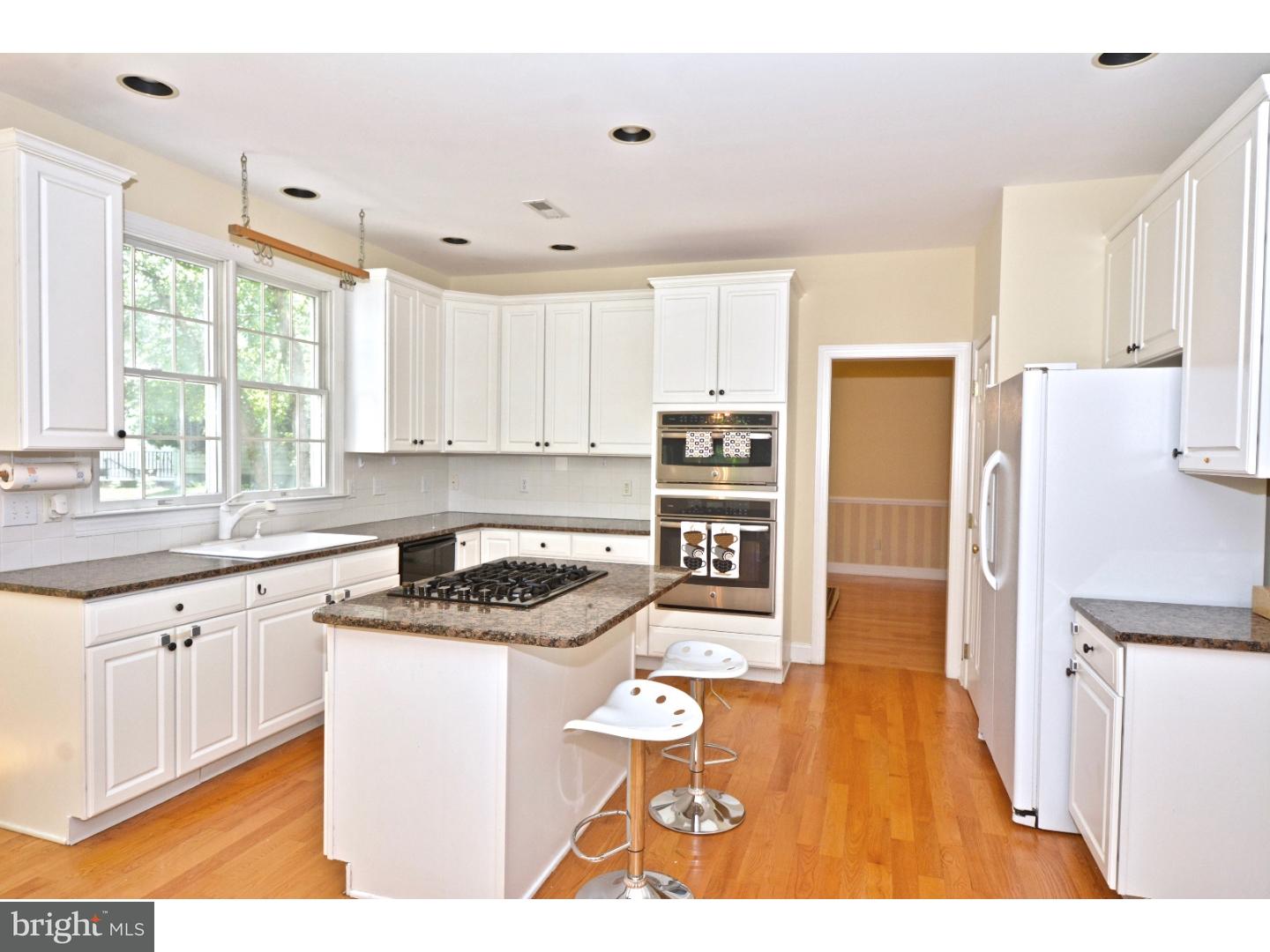 330 Stone Cliff Road Princeton, NJ 08540 - Photo 10 of 25 Kitchen