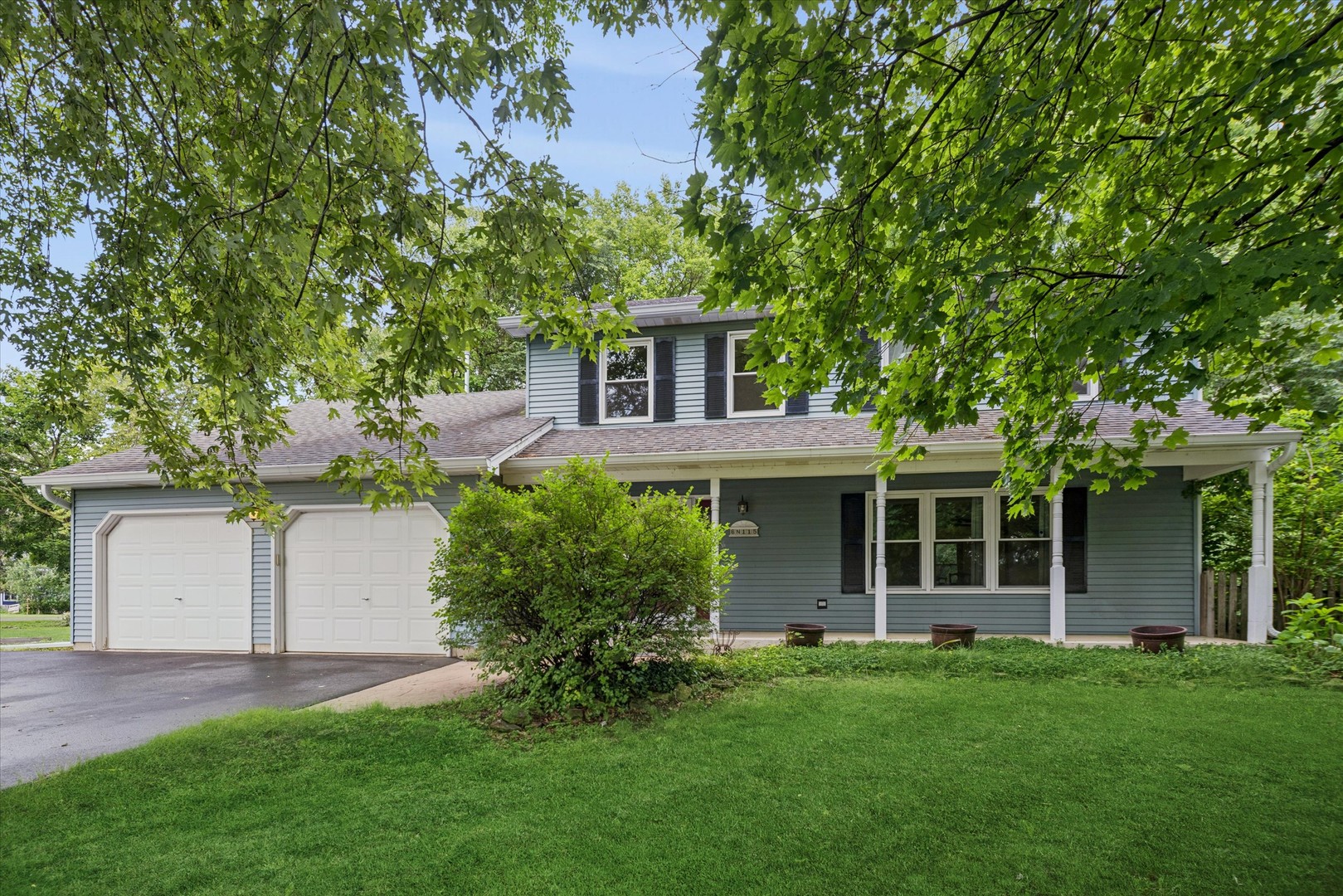 6N115 Riverside Drive St. Charles, IL 60174 - Photo 1 of 42