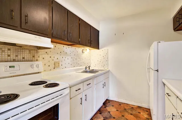 $585,000 | 25 South 76th Street, Belleville, IL 62223