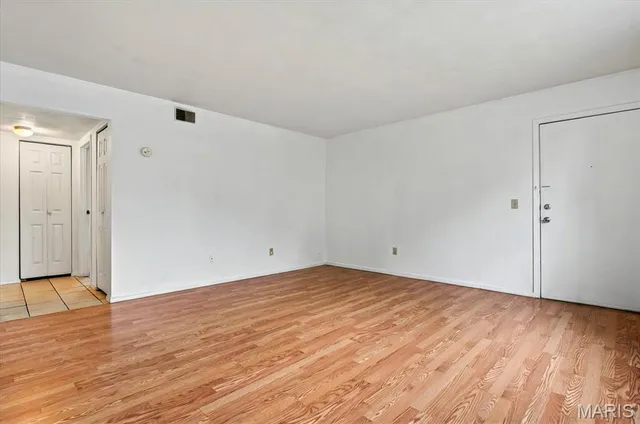 $585,000 | 25 South 76th Street, Belleville, IL 62223