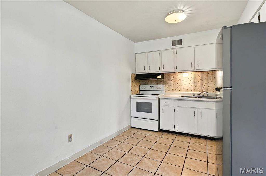 25 South 76th Street Belleville, IL 62223 - Photo 8 of 32
