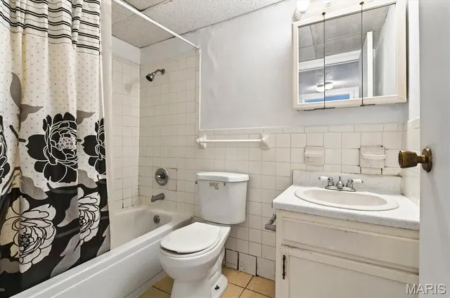 $585,000 | 25 South 76th Street, Belleville, IL 62223