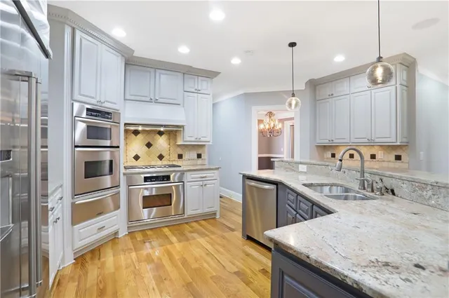 $1,050,000 | 4040 Annecy Drive Southwest, Atlanta, GA 30331