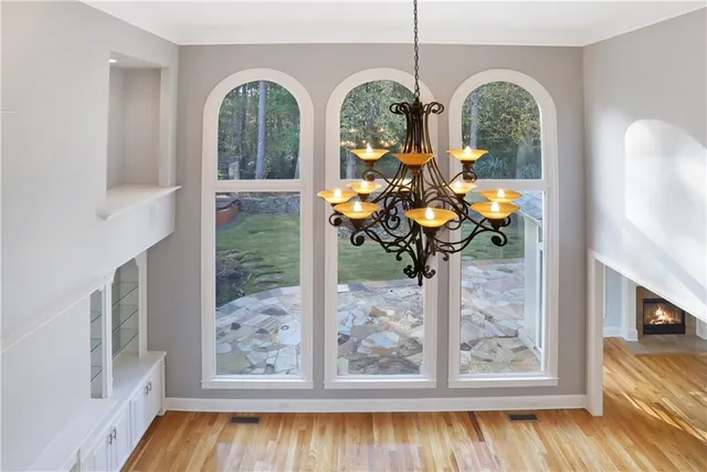 $1,050,000 | 4040 Annecy Drive Southwest, Atlanta, GA 30331