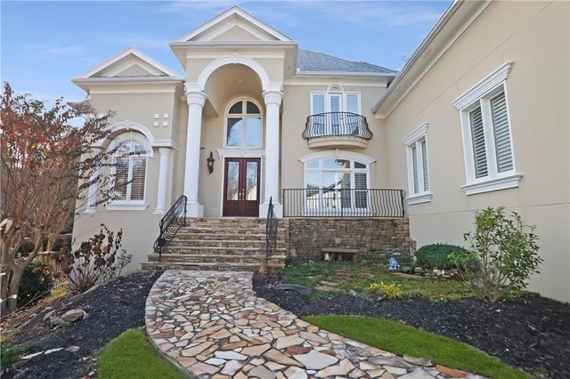 $1,050,000 | 4040 Annecy Drive Southwest, Atlanta, GA 30331