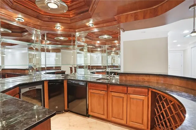 $1,050,000 | 4040 Annecy Drive Southwest, Atlanta, GA 30331