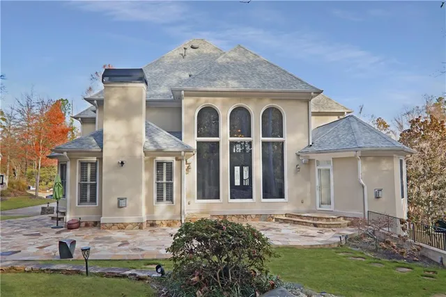 $1,050,000 | 4040 Annecy Drive Southwest, Atlanta, GA 30331