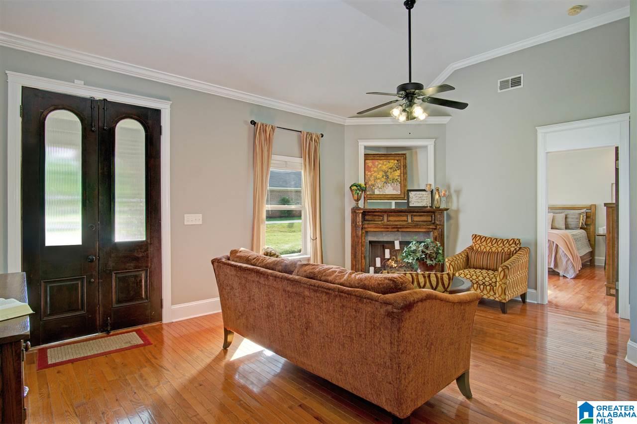 125 Star View Circle Alabaster, AL 35007 - Photo 3 of 36 Gallery Image 3