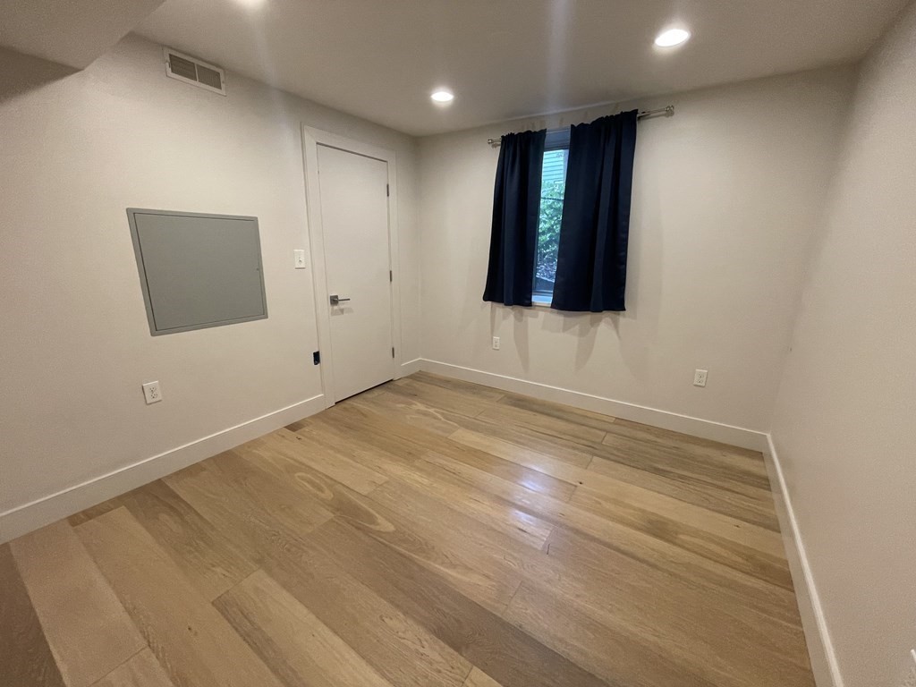 39 Thornton Street, Unit 39 Boston, MA 02119 - Photo 17 of 18