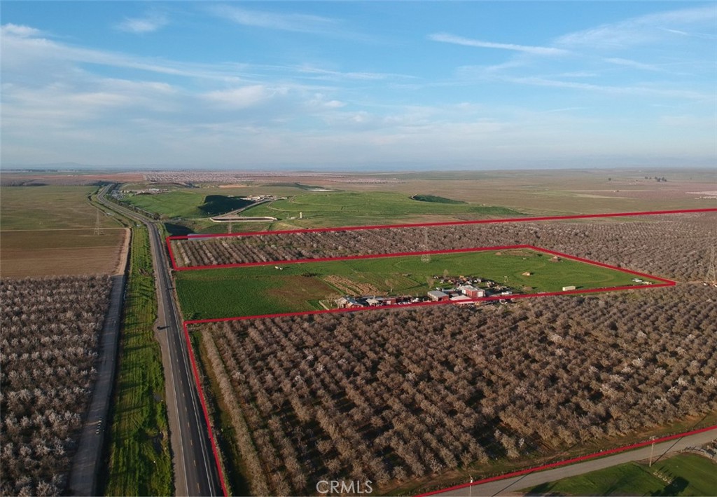 0 Highway 59 Merced Ca Merced, CA 95348 - Photo 5 of 20 a view of a balcony with an ocean view