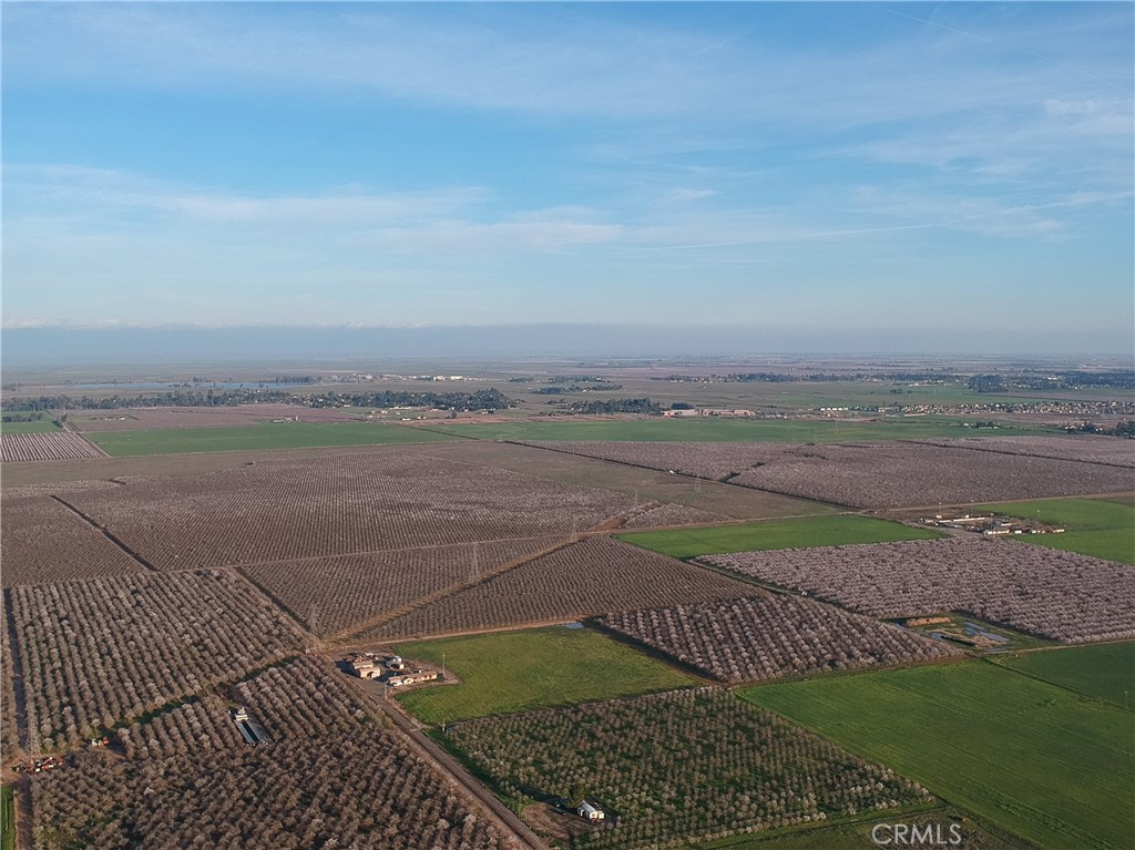 0 Highway 59 Merced Ca Merced, CA 95348 - Photo 9 of 20 a view of a yard with an ocean view