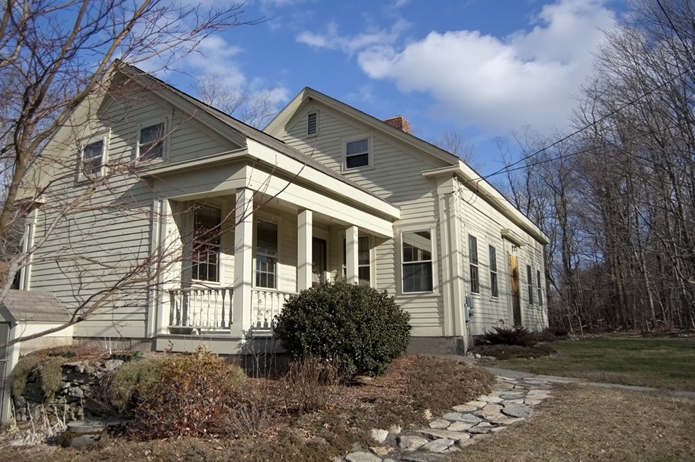 413 Field Hill Road Scituate, RI 02815 - Photo 1 of 37 Gallery Image 1