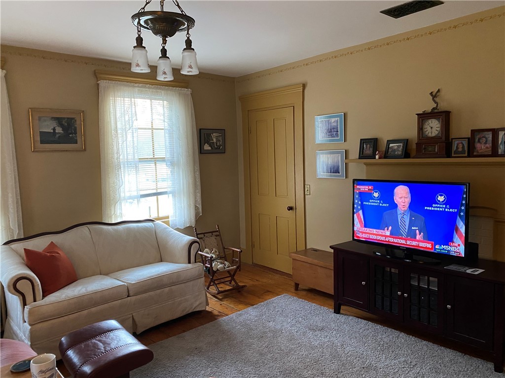 413 Field Hill Road Scituate, RI 02815 - Photo 19 of 37 Gallery Image 19
