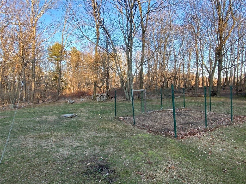 413 Field Hill Road Scituate, RI 02815 - Photo 34 of 37 Gallery Image 34